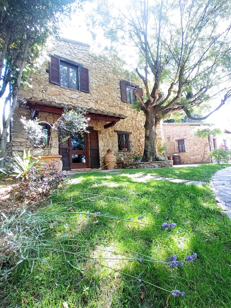 All'Ombra di San Damiano