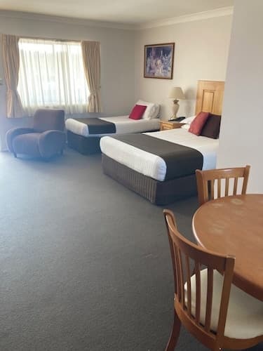 McNevin's Maryborough Motel