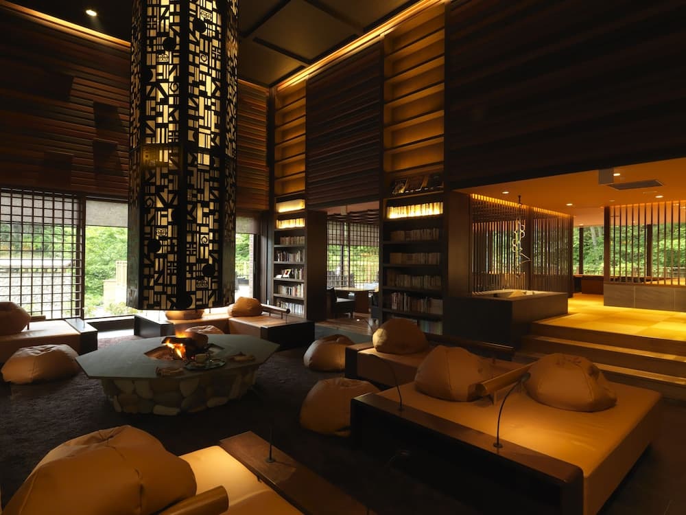 Niseko Konbu Onsen Tsuruga Besso Moku No Sho