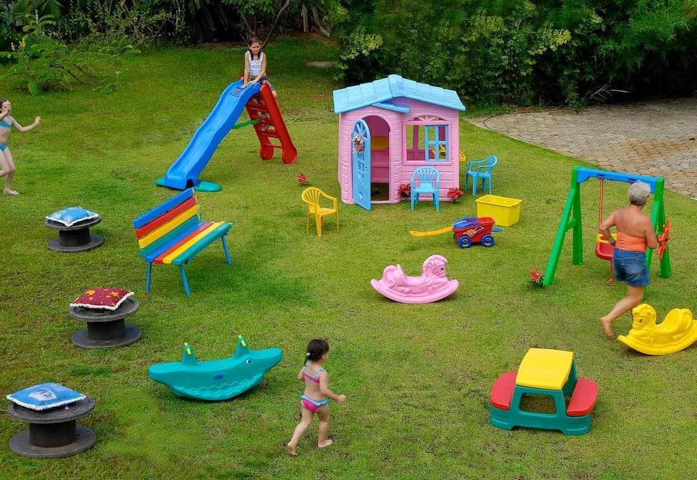 Çocuklar için oyun alanı - dış mekân