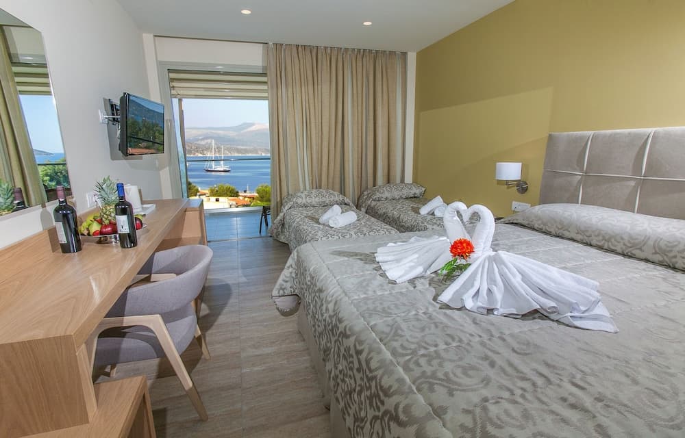 Paradise Lost Hotel-Apartments