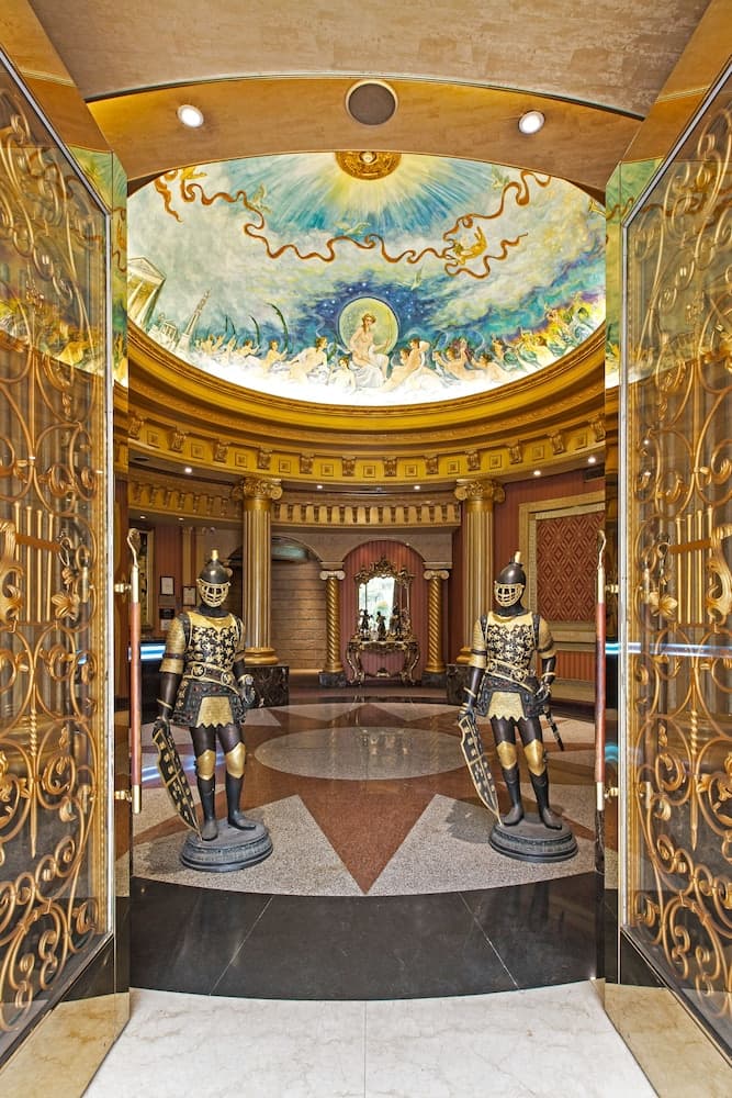 The We Hotel