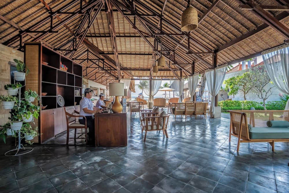 Lembongan Beach Club and Resort