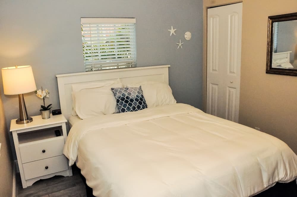 Blue Waters Treasure Island