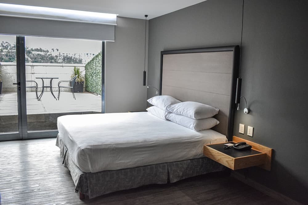 Ramada by Wyndham Mexico City Santa Fe