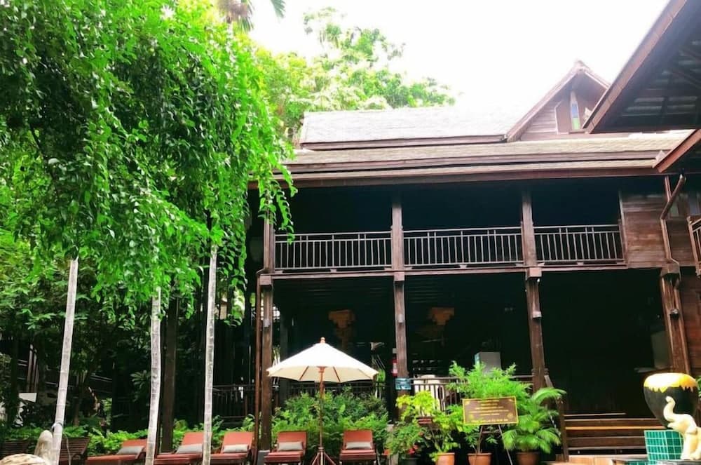 Yantarasri Resort