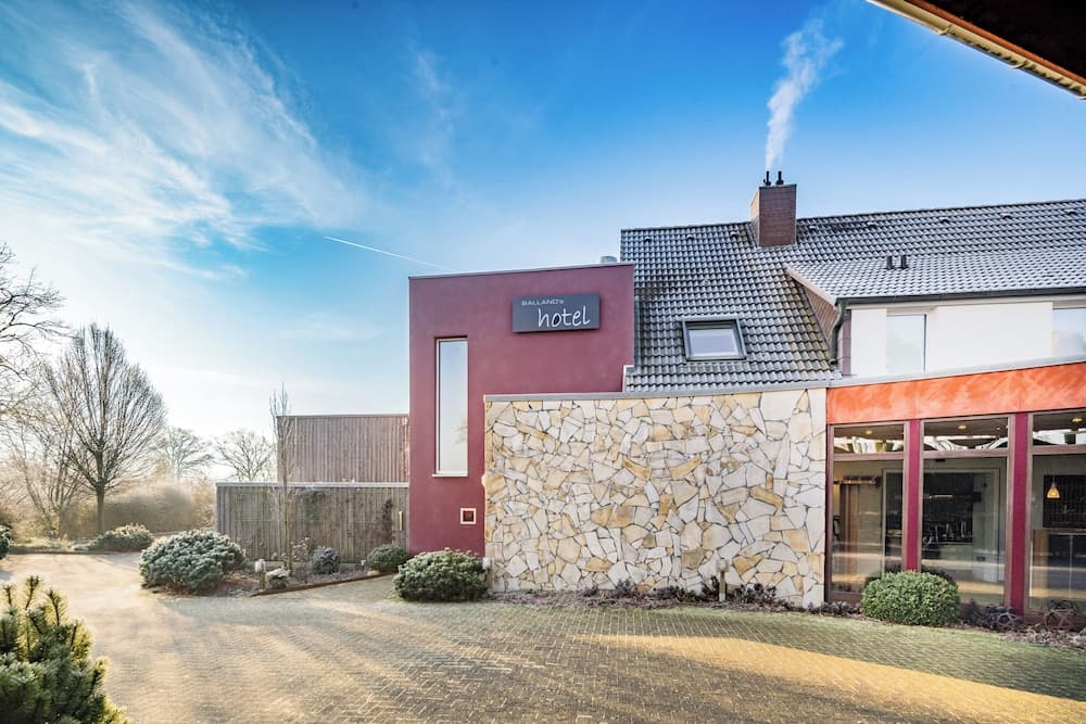 Ballands Hotel & Restaurant