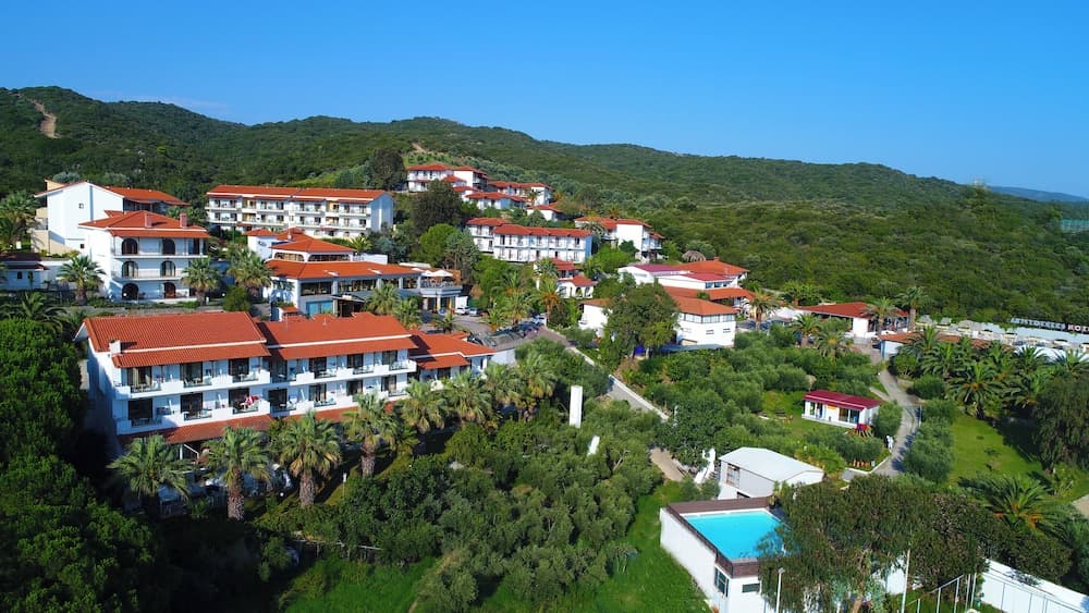 Aristoteles Holiday Resort & Spa