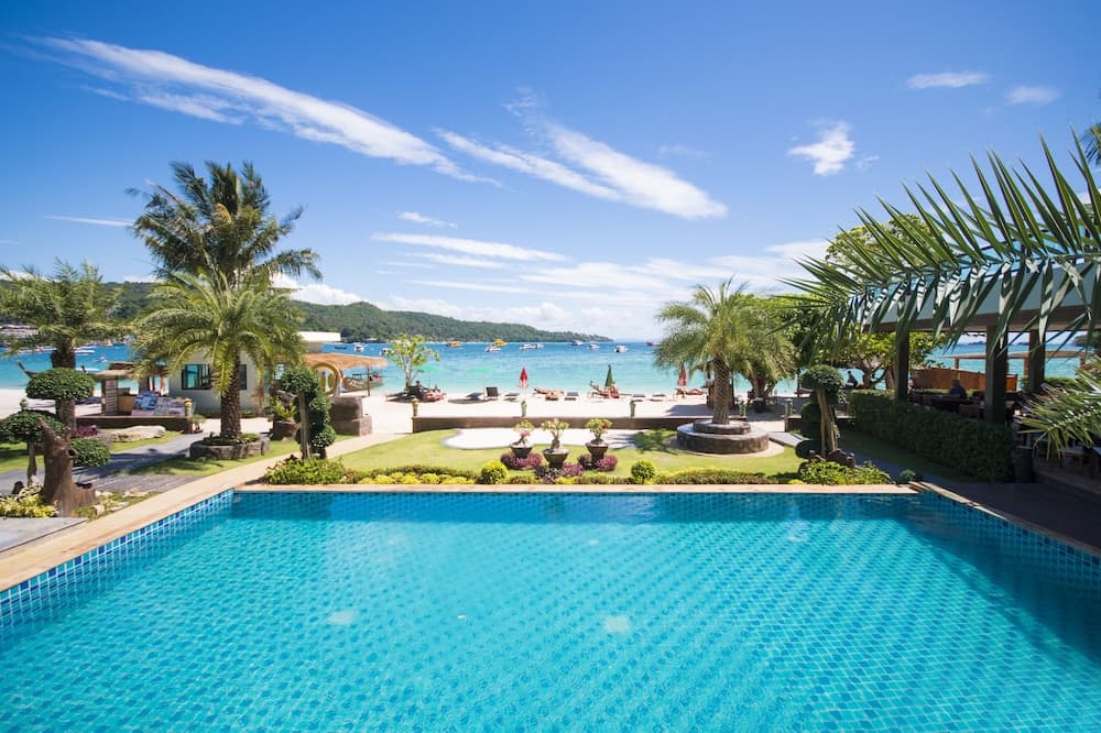 Phi Phi Nice Beach Hotel Hip