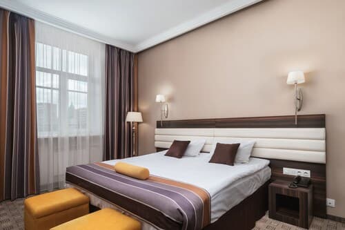 Slavyanka Hotel