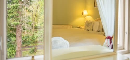 Bankton House and Lodges