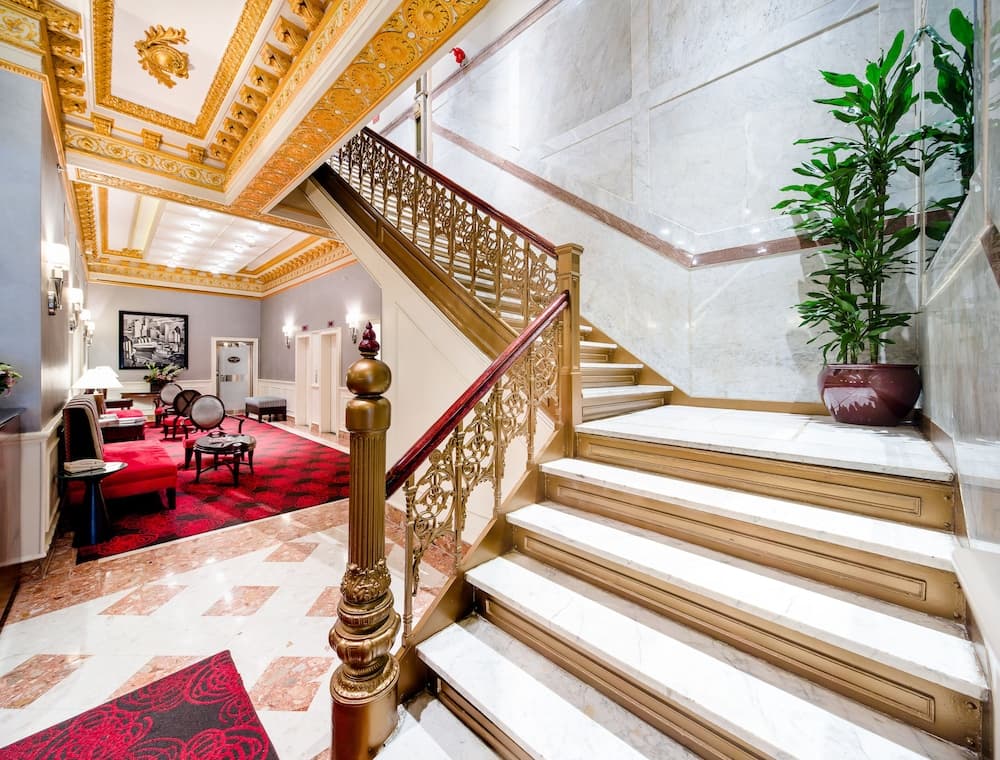 Lobi dinlenme salonu