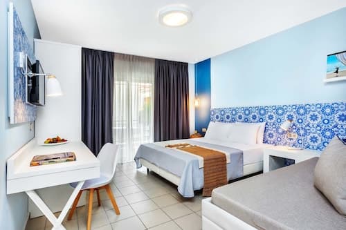 Core Hotel Polychrono