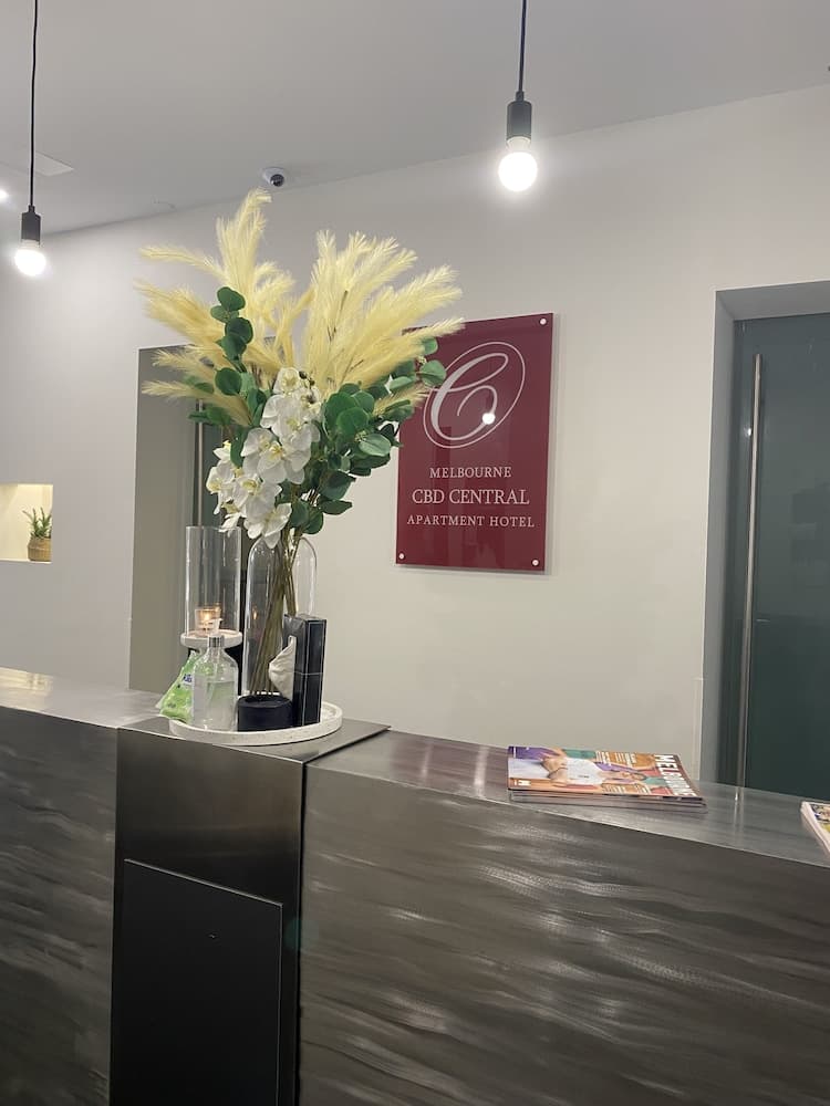 Melbourne CBD Central Apartment Hotel