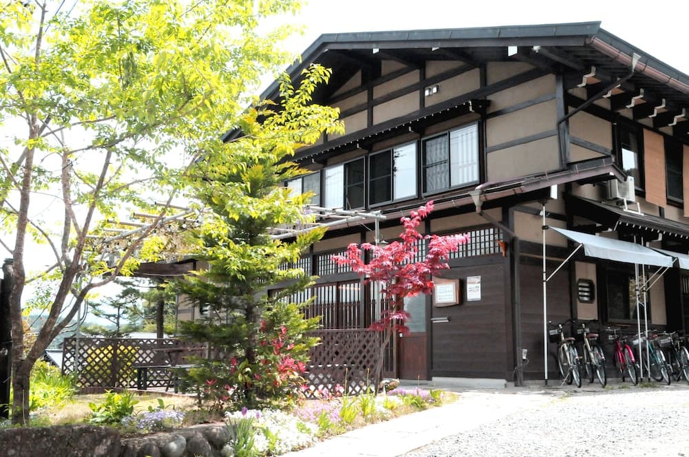 Sakura Guest House - Hostel