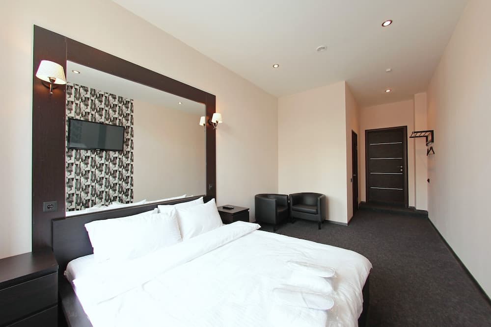 Vasileostrovsky Hotel