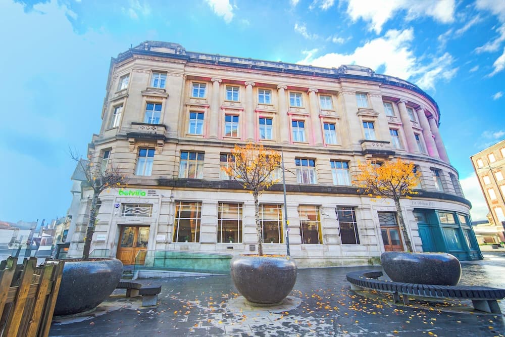 Belvilla Newport City Centre Hotel - Lifestyle