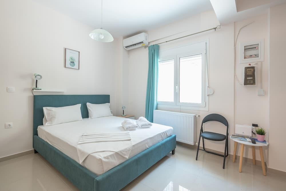 Cozy Acropolis Studio by CloudKeys
