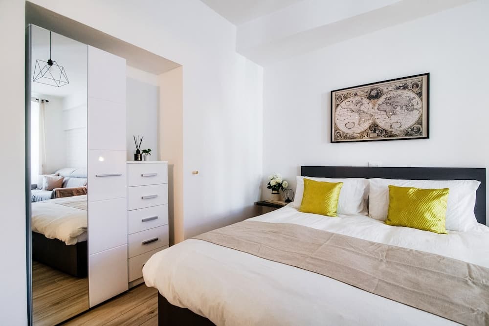 MyHomeInComo - S&O Apartment