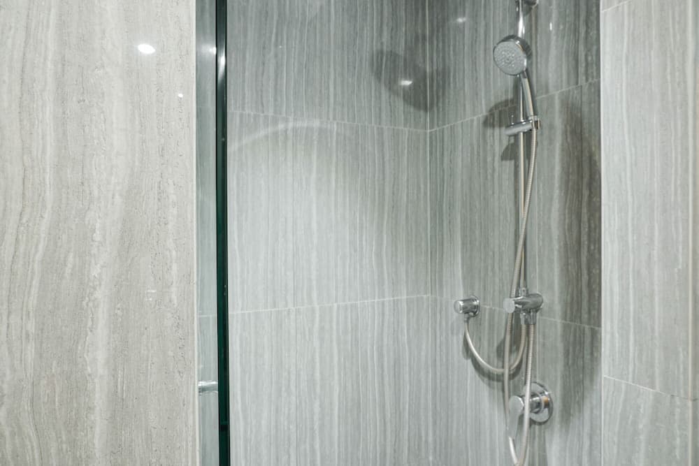 Luxurious Studio at Capitol Suites Apartment