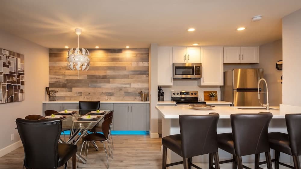 Ultra Modern Old Town Scottsdale 3 Bedroom!