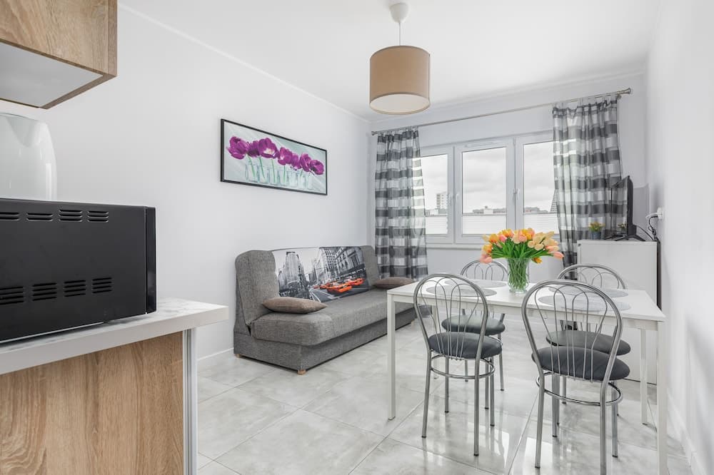 Apartments Legionow 47 by Renters