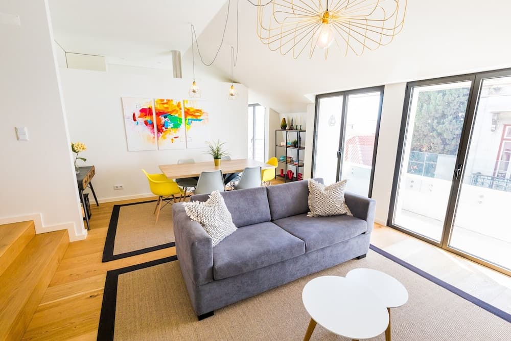 JOIVY Bairro Alto 2-BR Apartment w/Large Terrace