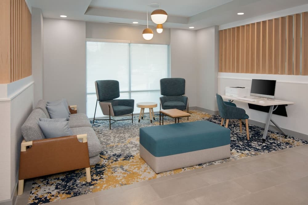 Lobi dinlenme salonu