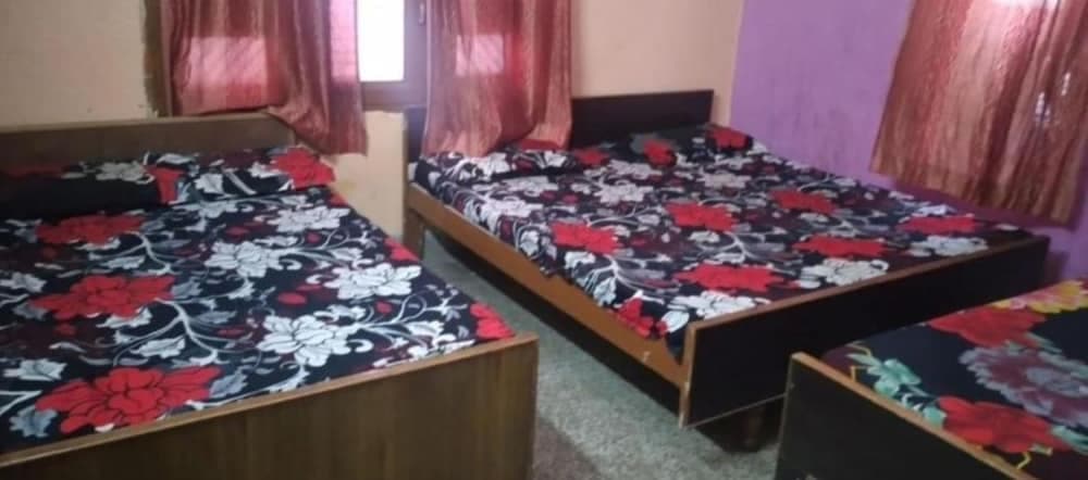 Goroomgo Gayatri Guest House Haridwar