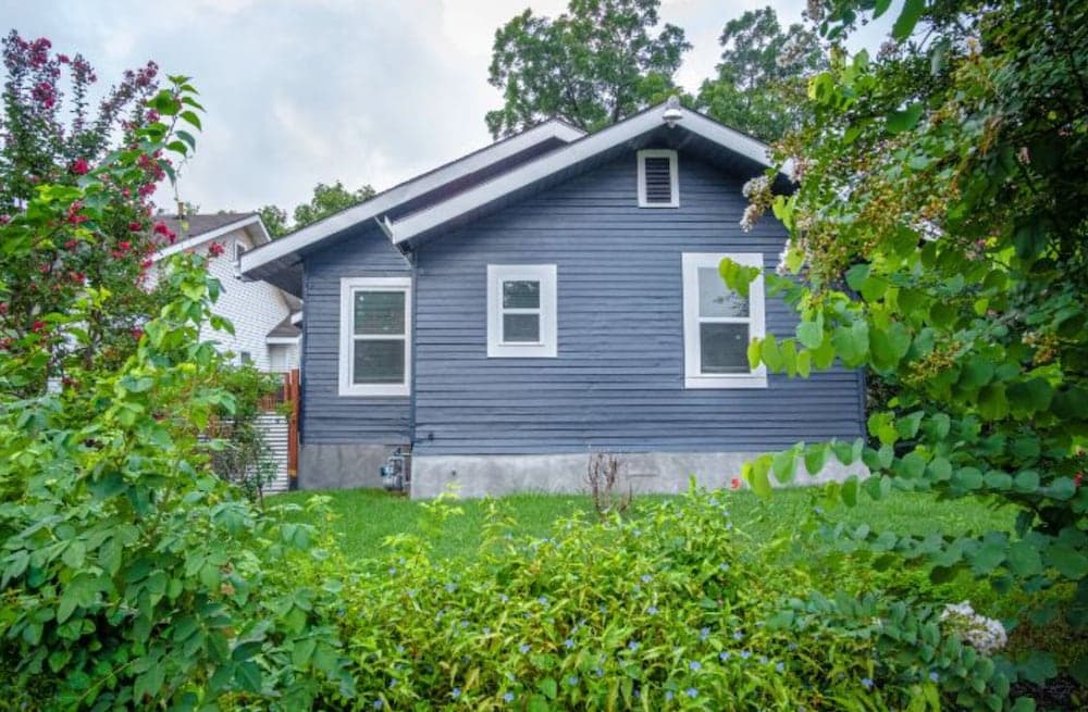 Remodeled Modern 1br/1ba Apt #1 Near Downtown