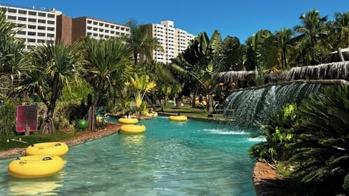 Hot Beach Suites