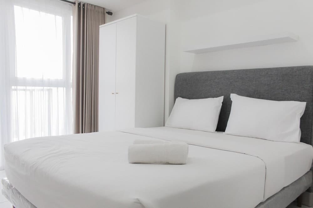 Strategic and Comfy Studio Casa De Parco Apartment