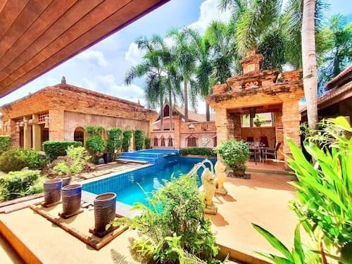Balinese Pool Villa in Rawai