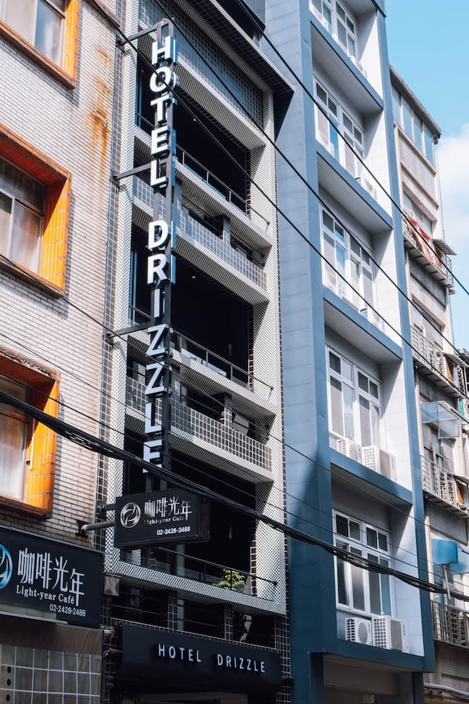 Hotel Drizzle