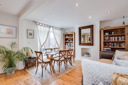 Headington Orchard - 3 Bedroom House Parking Garden