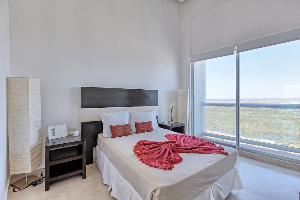 Luna Blanca 1201 by Kivoya