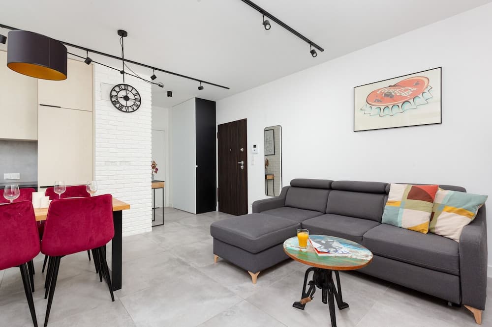 Apartment Grzybowska Warsaw by Renters