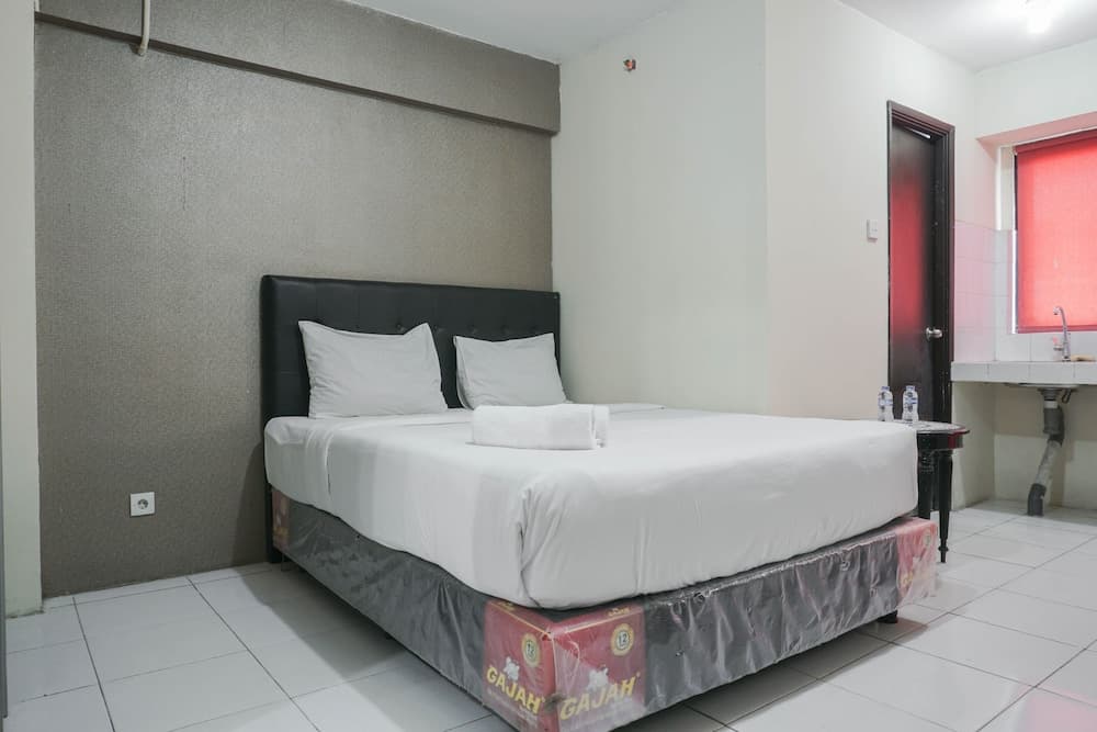 Comfortable Studio Room At Kebagusan City