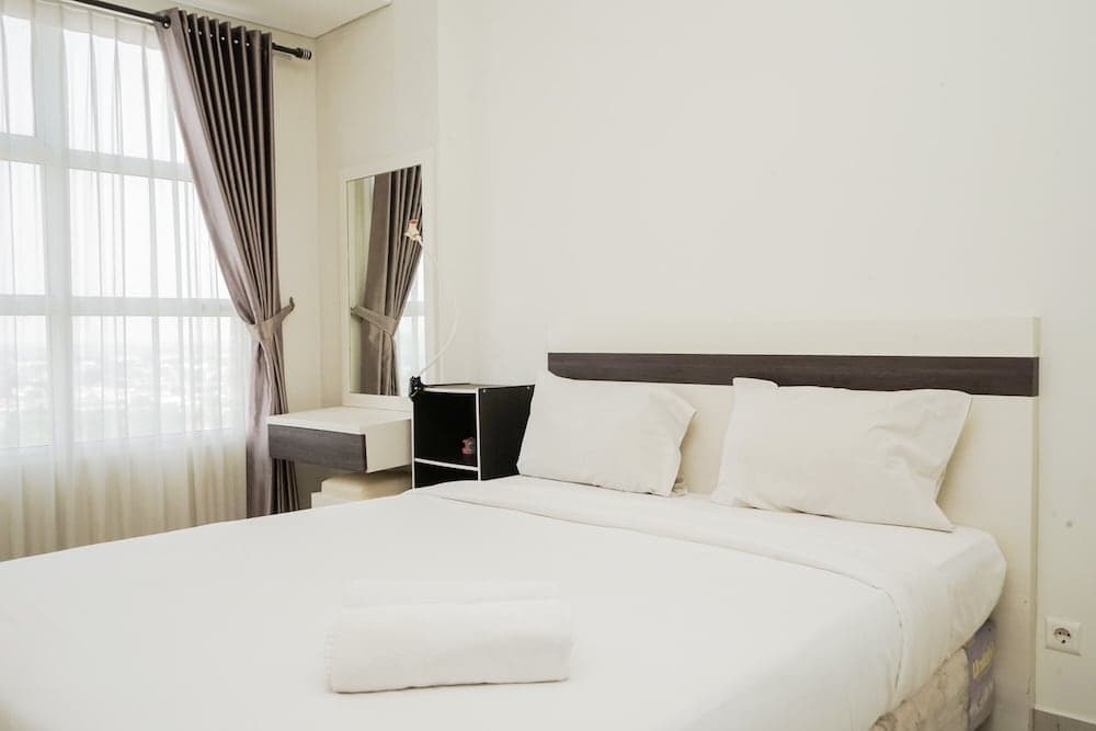 Cozy Minimalist 1Br Saveria Apartment