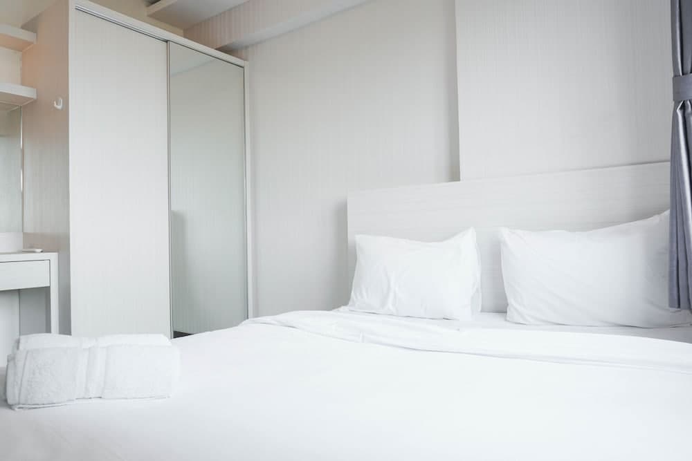 Luxury 2Br At Cinere Resort Apartment