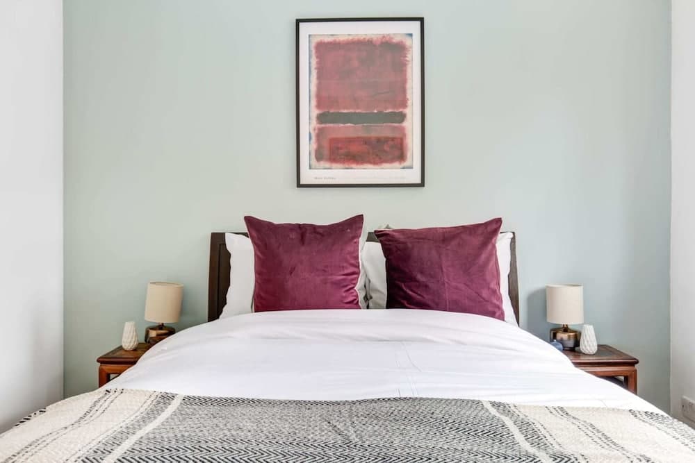 Modern Notting Hill 2 Bedroom Near Royal Oak Tube