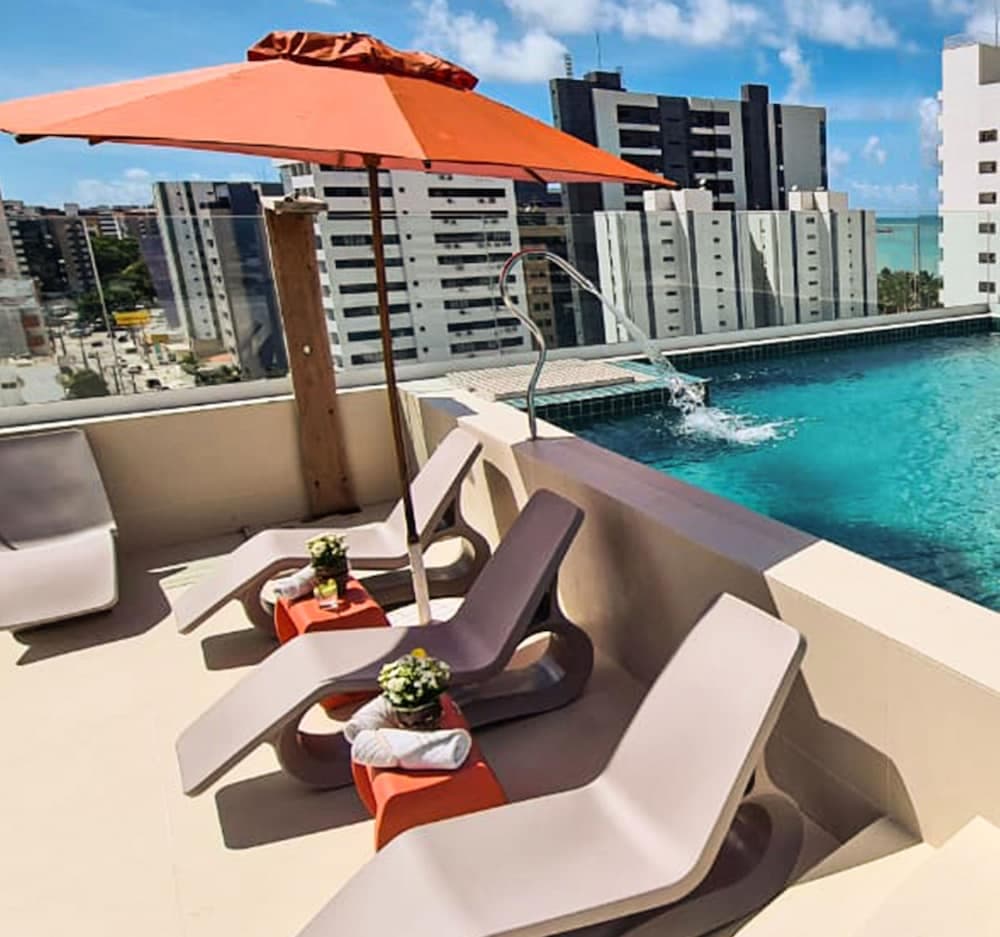 Verano Pajuçara by Tropicalis