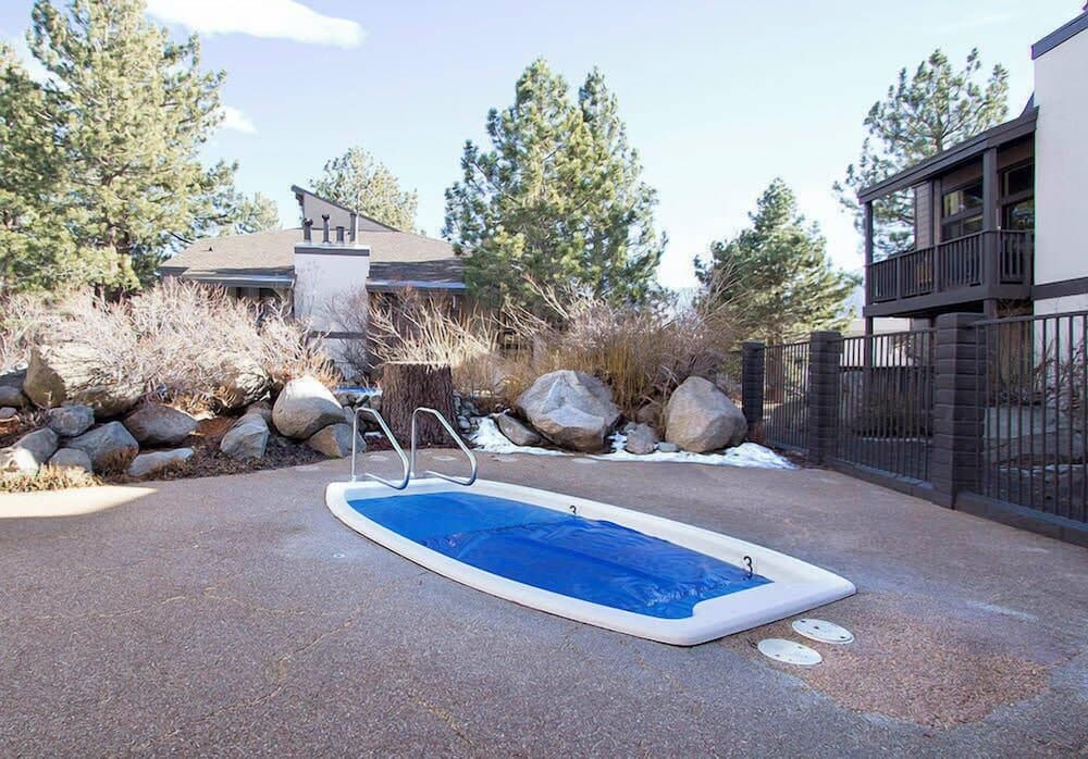 Sherwin Villas #63 - Private Deck & Near Lakes