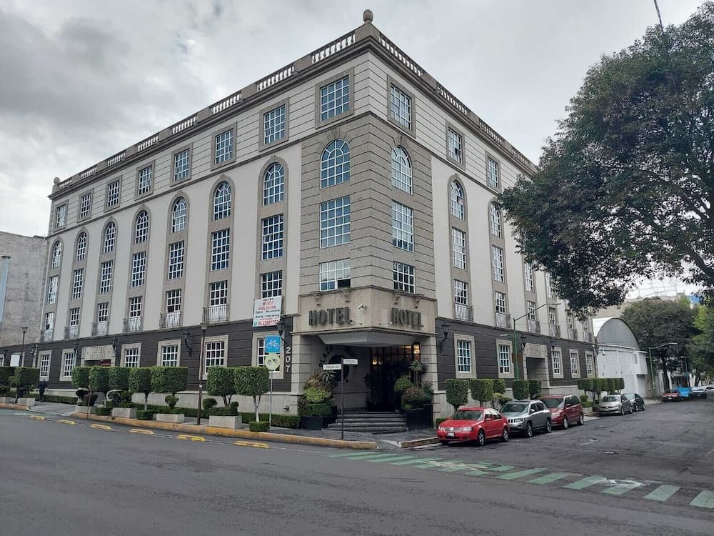 Hotel Plaza Belices - Solo Adultos