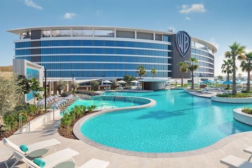 The WB Abu Dhabi, Curio Collection by Hilton
