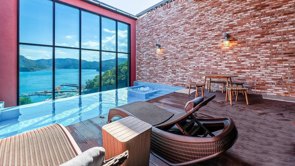 Tongyeong Saryangdo Elphis36 Poolvilla