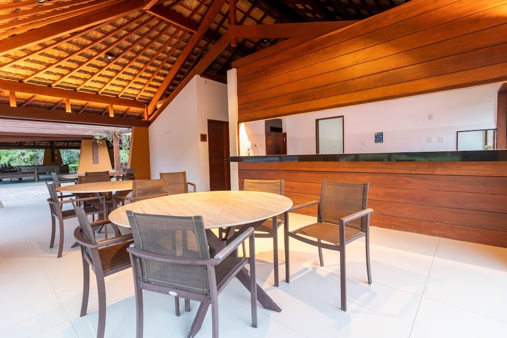 PF17 Casa  05 Suítes-Praia do Forte