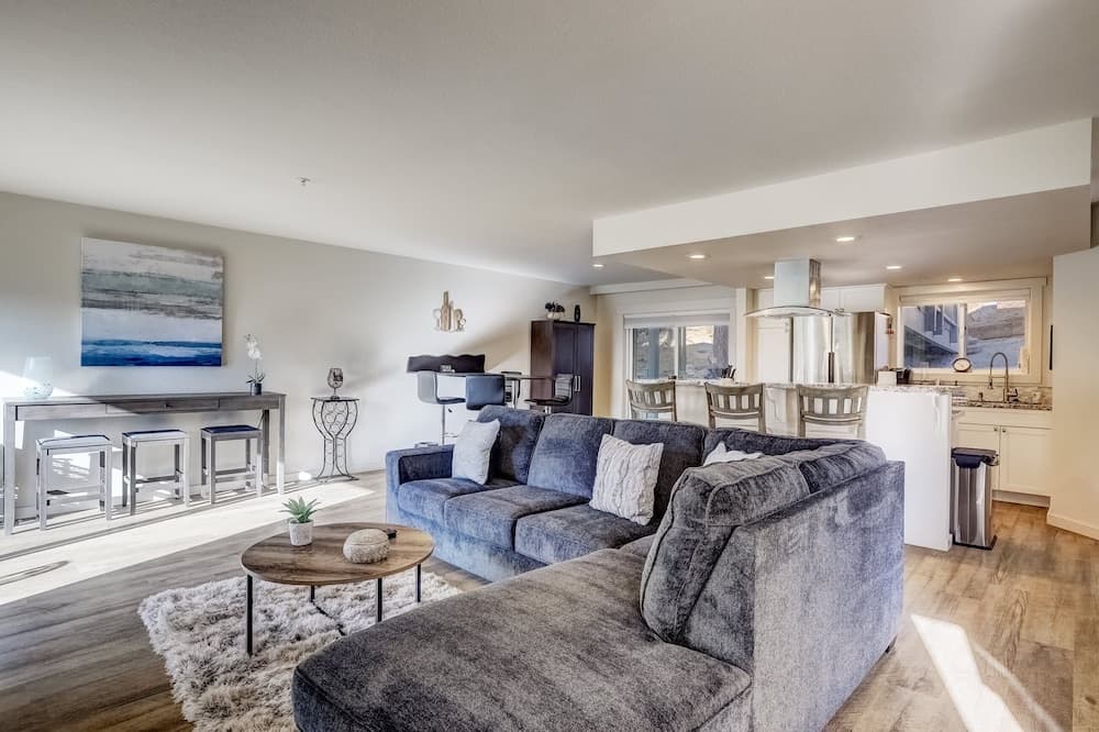 South Star Pines Place