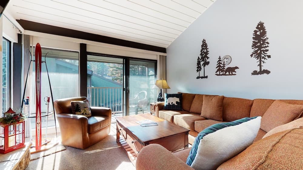 St. Anton Retreat - Near Hike, Bike & More!