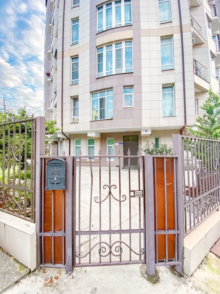 Konaklama yerinin ön cephesi